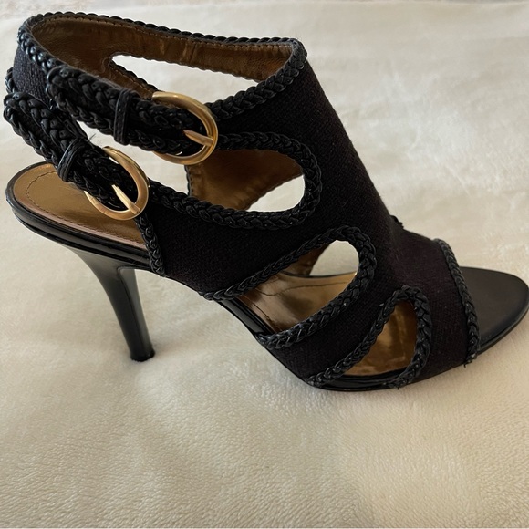 Tahari Black and Gold-Tone Cloth and Leather 4-inch Heels Size 8.5 M - Picture 9 of 9